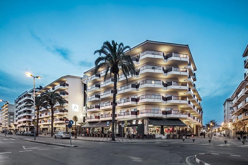 Luxe hotel direct aan de wandelpromenade