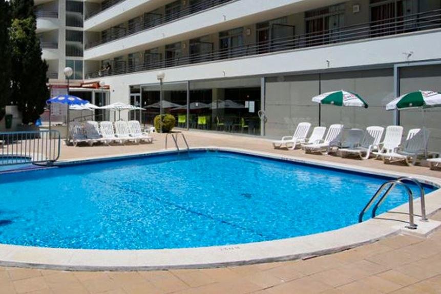 Aparthotel op een goede locatie met vriendelijk personeel
