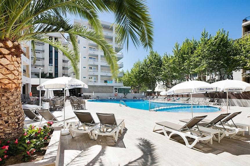 Modern aparthotel op 150 meter van het strand